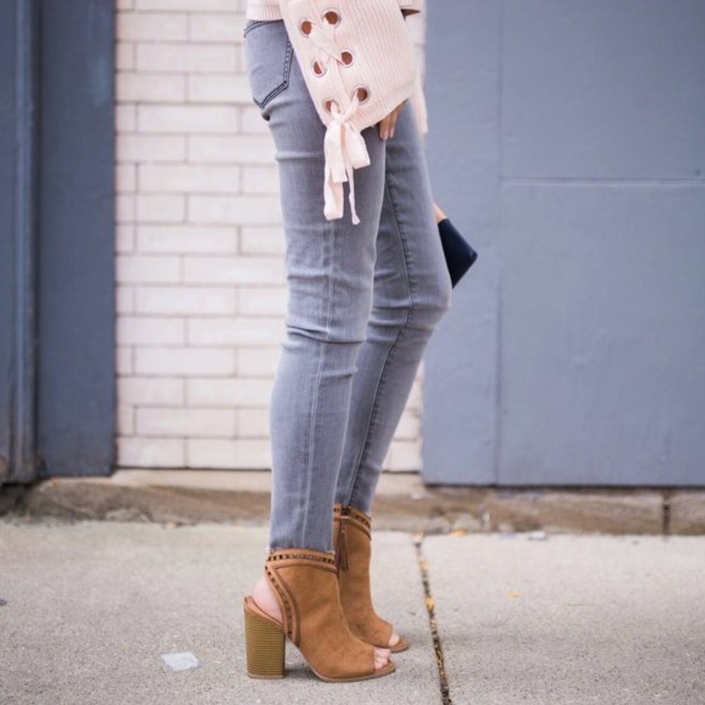 Dolce Vita Natasha Suede Ankle Booties Brown - Picture 3 of 9
